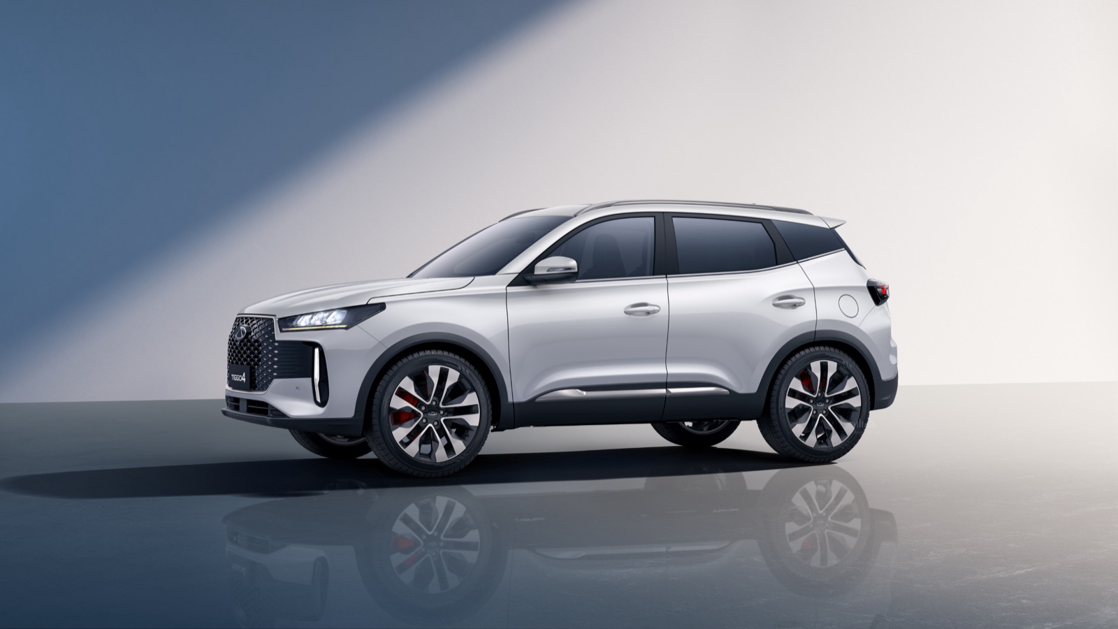 Chery Tiggo 4 HEV